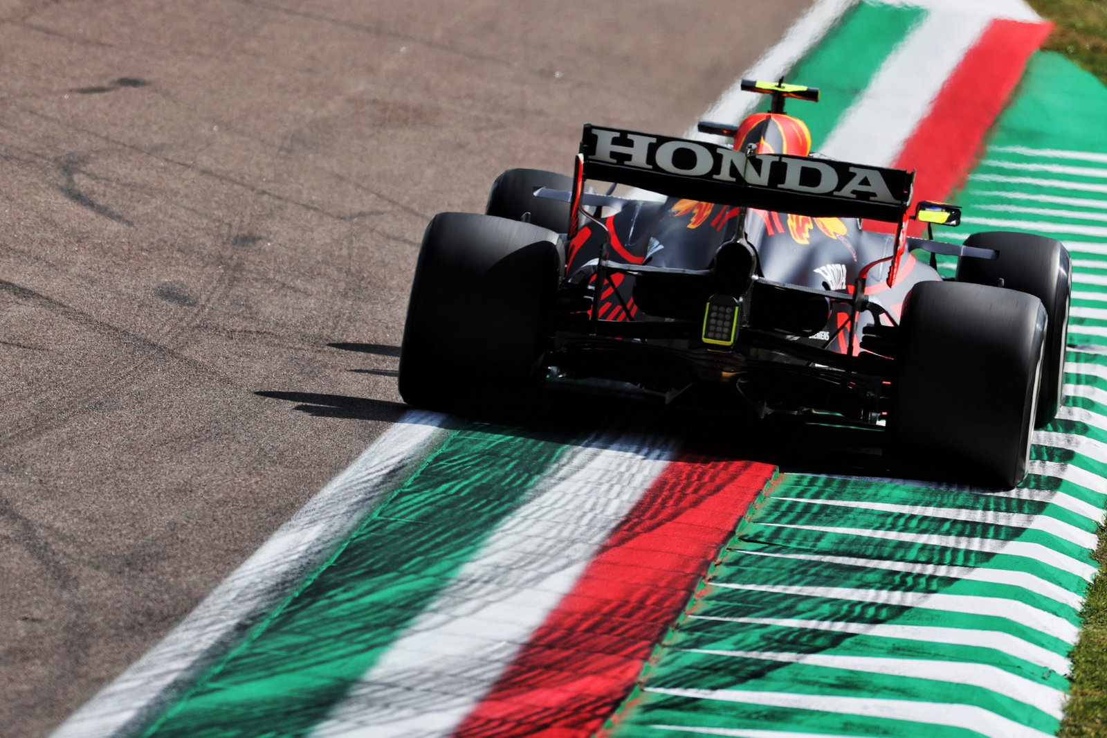 Sergio Perez (MEX) Red Bull Racing RB16B.