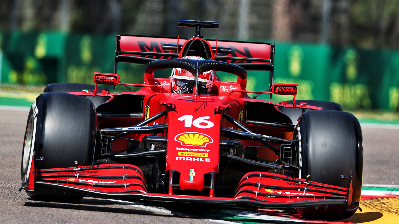 Charles Leclerc (MON) Ferrari SF-21.