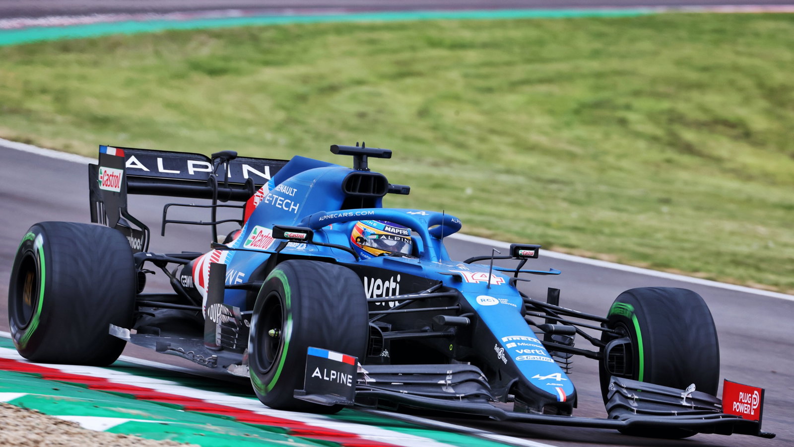 Fernando Alonso (ESP) Alpine F1 Team A521.