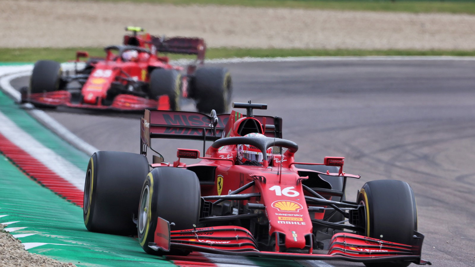 Charles Leclerc (MON) Ferrari SF-21.