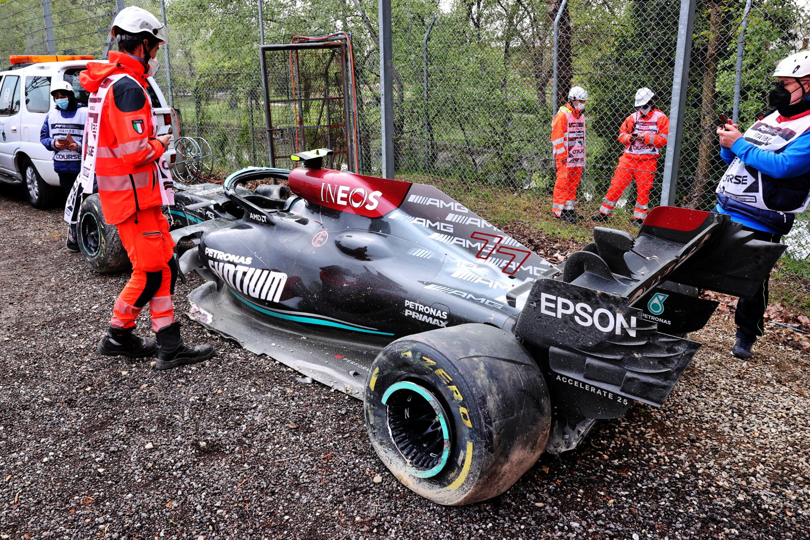 The damaged Mercedes AMG F1 W12 of Valtteri Bottas (FIN), who crashed out of the race.