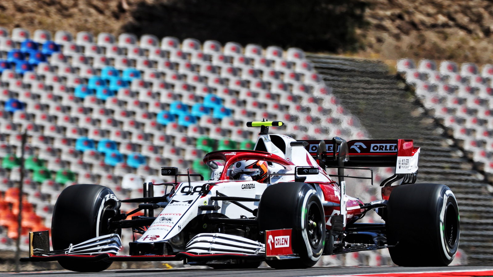 Callum Ilott (GBR) Alfa Romeo Racing C41 Reserve Driver.