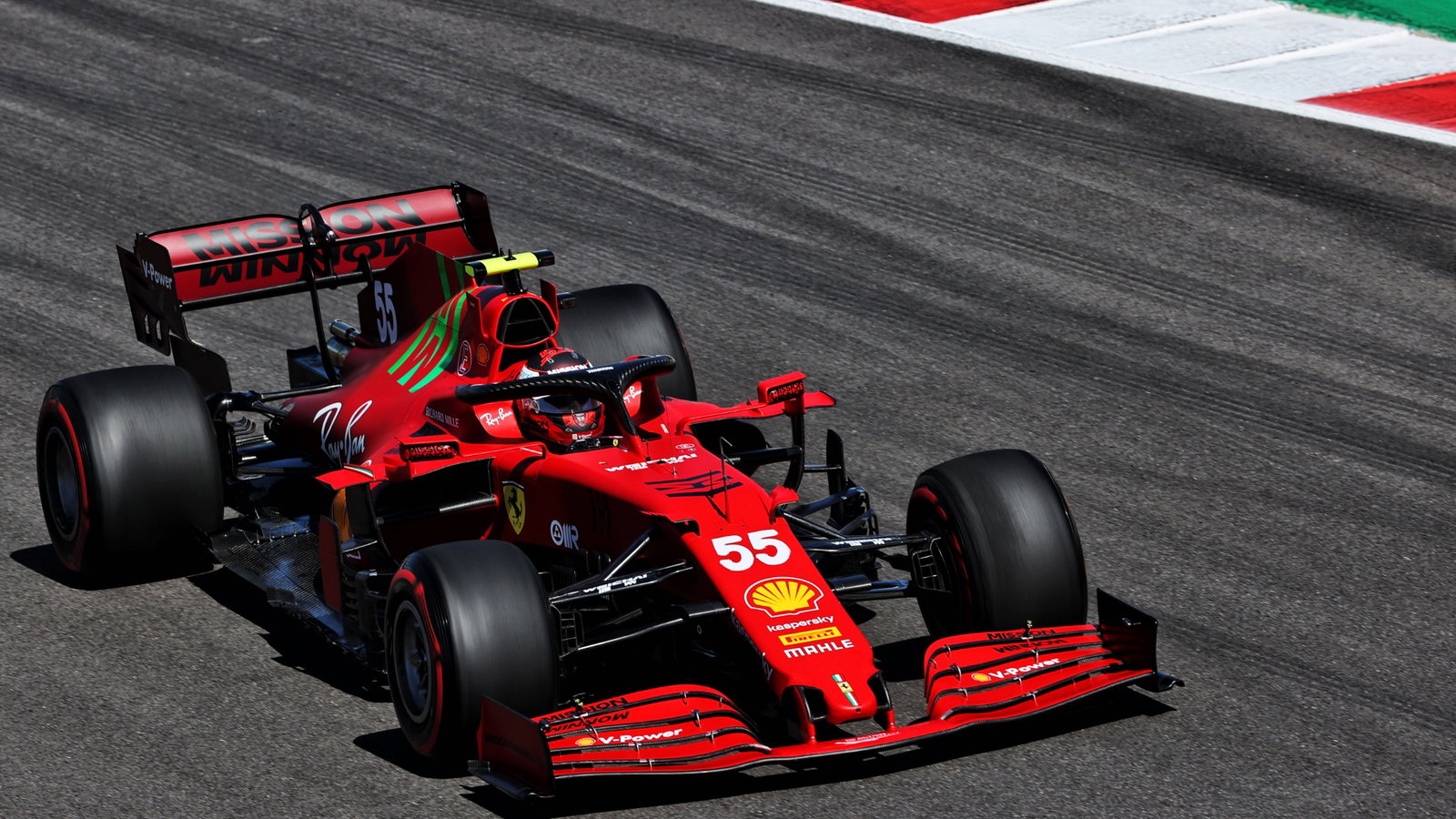 Carlos Sainz Jr (ESP) Ferrari SF-21.