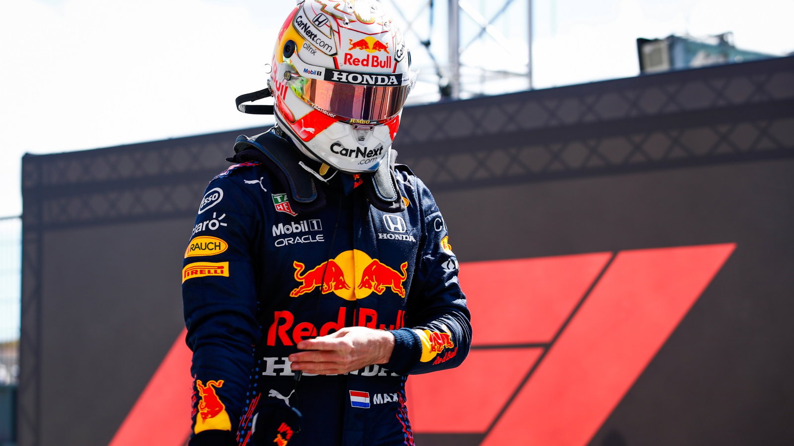 Max Verstappen (NLD) Red Bull Racing in qualifying parc ferme.