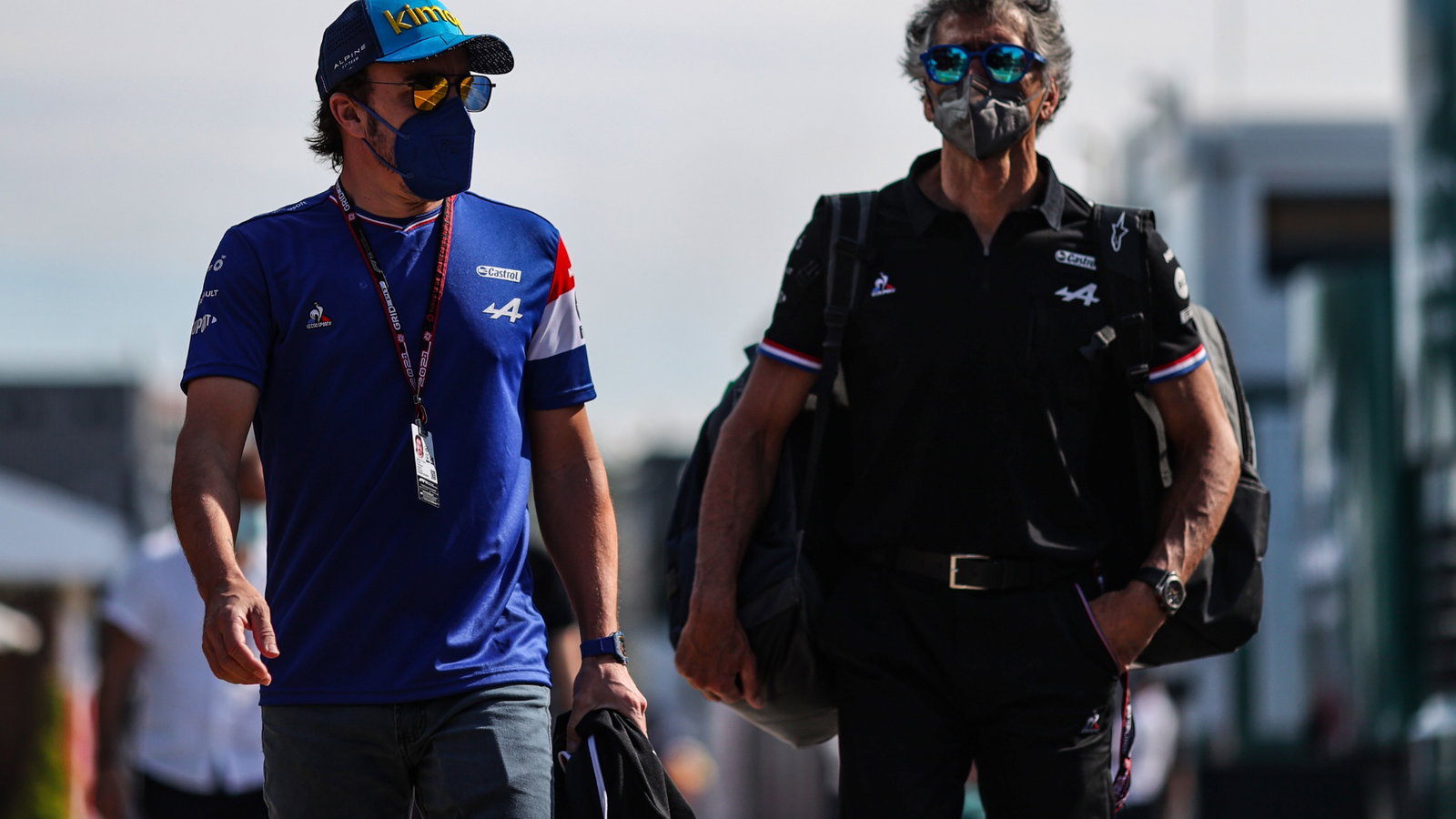 (L to R): Fernando Alonso (ESP) Alpine F1 Team with Edoardo Bendinelli (ITA) Alpine F1 Team Personal Trainer.