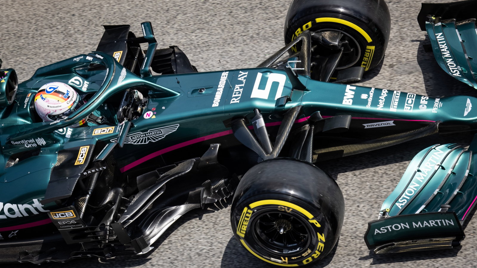 Sebastian Vettel (GER) Aston Martin F1 Team AMR21.