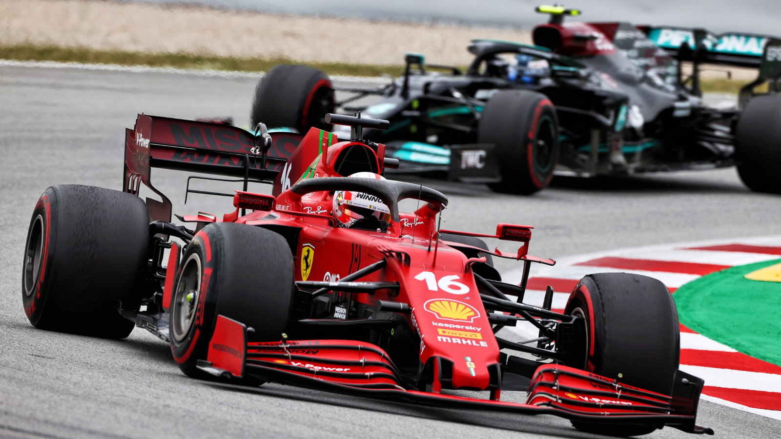 Charles Leclerc (MON) Ferrari SF-21.