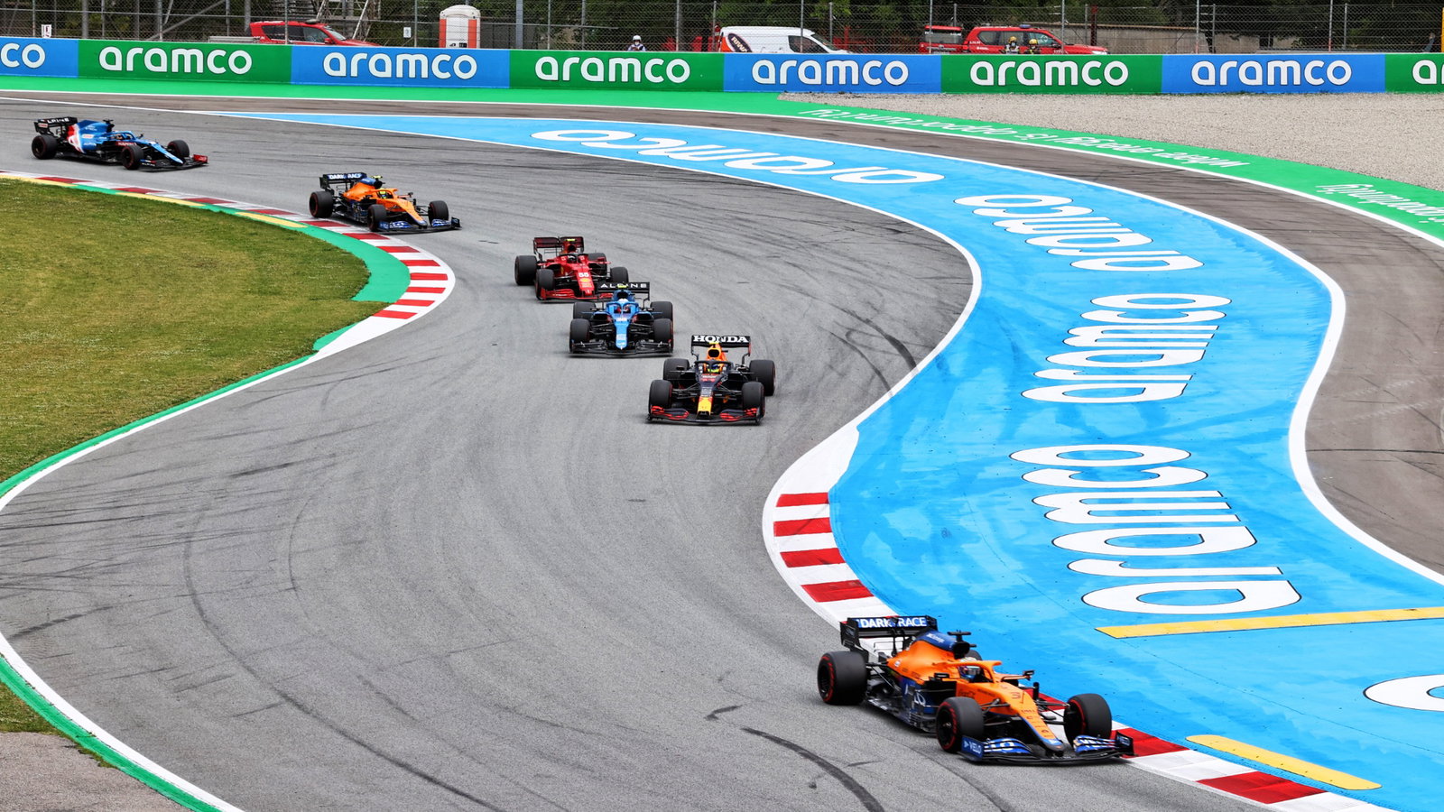 Daniel Ricciardo (AUS) McLaren MCL35M.