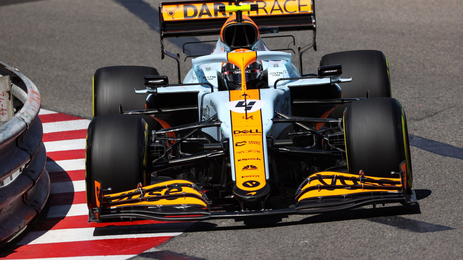 Lando Norris (GBR) McLaren MCL35M.