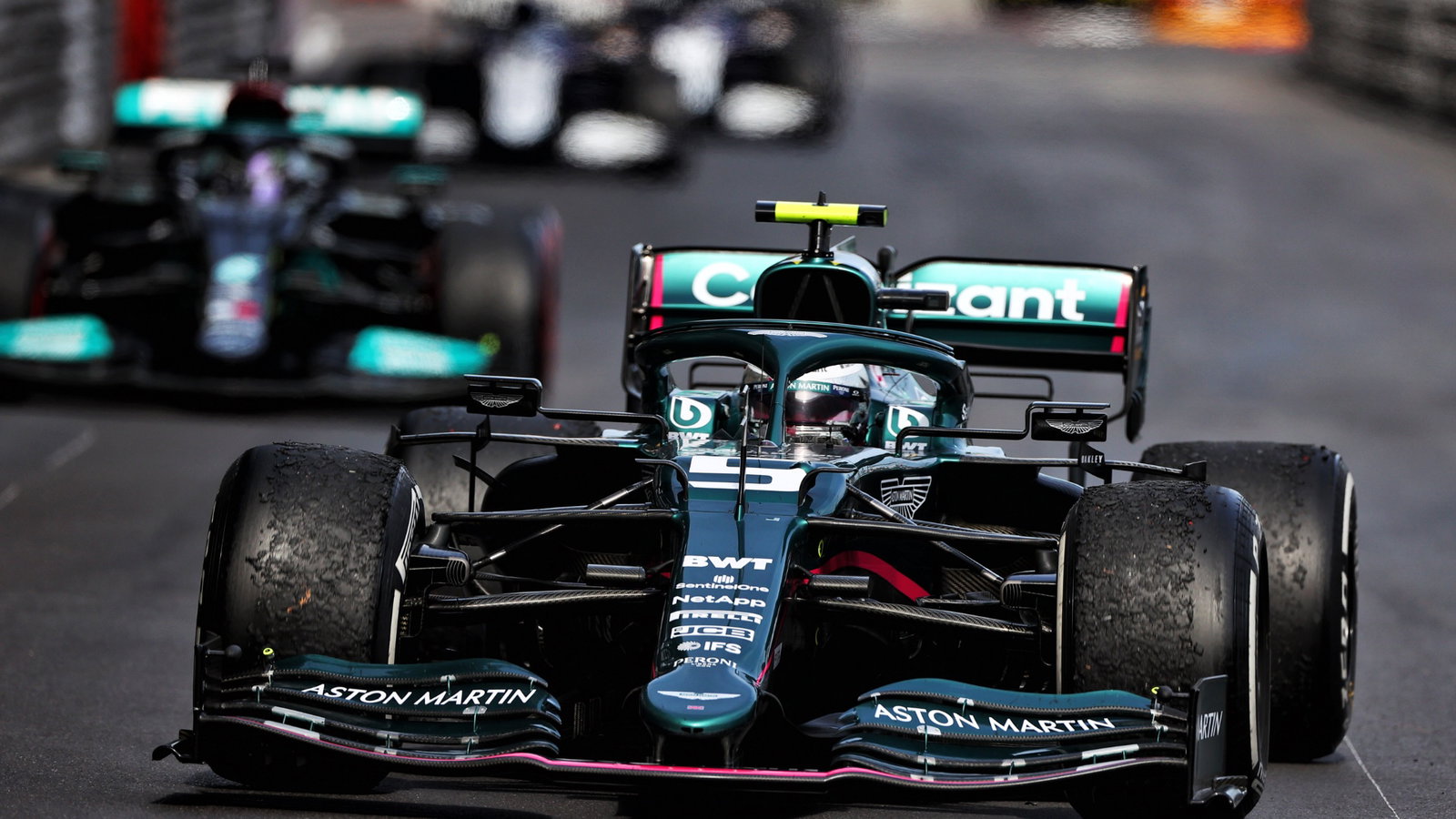 Sebastian Vettel (GER) Aston Martin F1 Team AMR21.