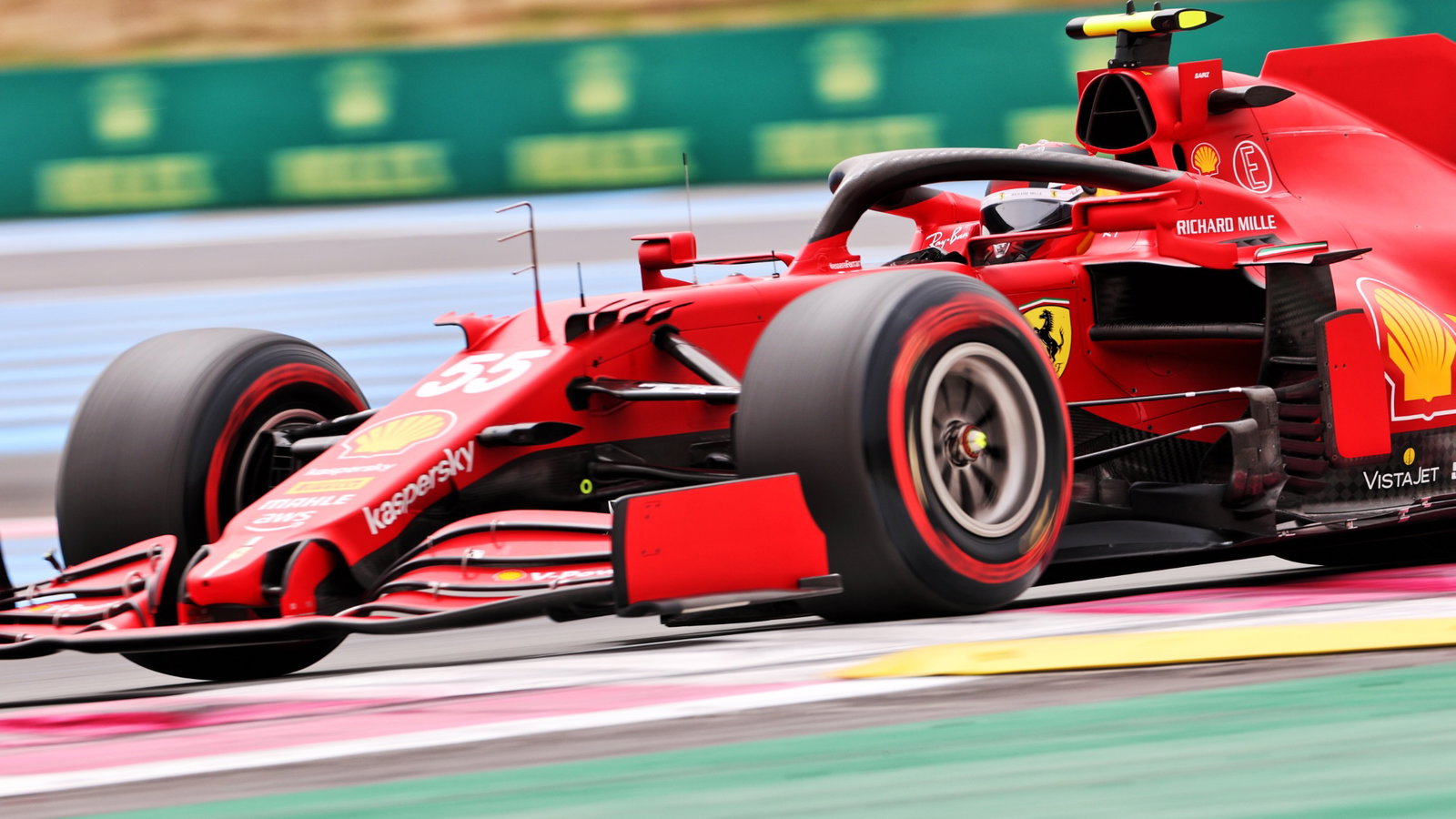 Carlos Sainz Jr (ESP) Ferrari SF-21.