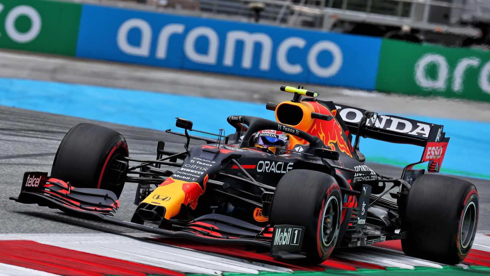 Sergio Perez (MEX) Red Bull Racing RB16B.