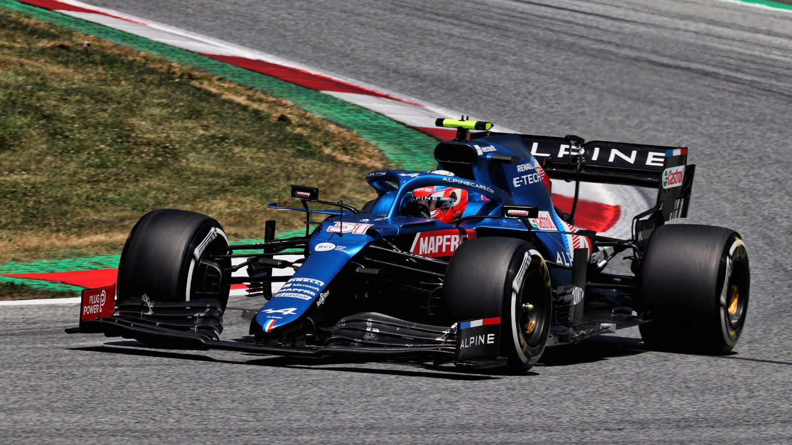 Esteban Ocon (FRA) Alpine F1 Team A521.