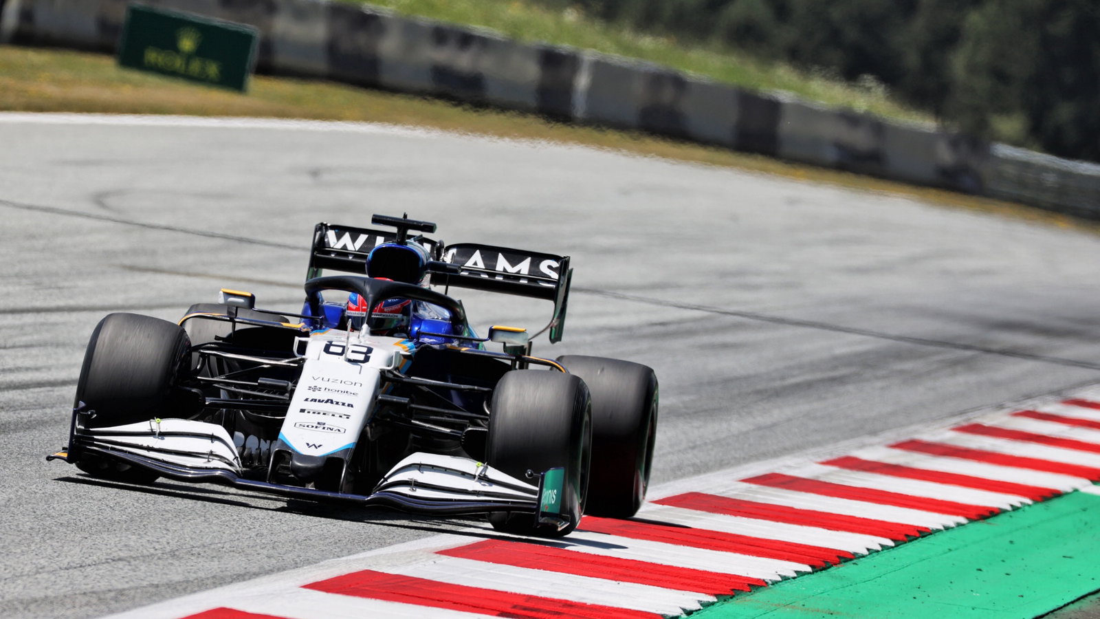 George Russell (GBR) Williams Racing FW43B.