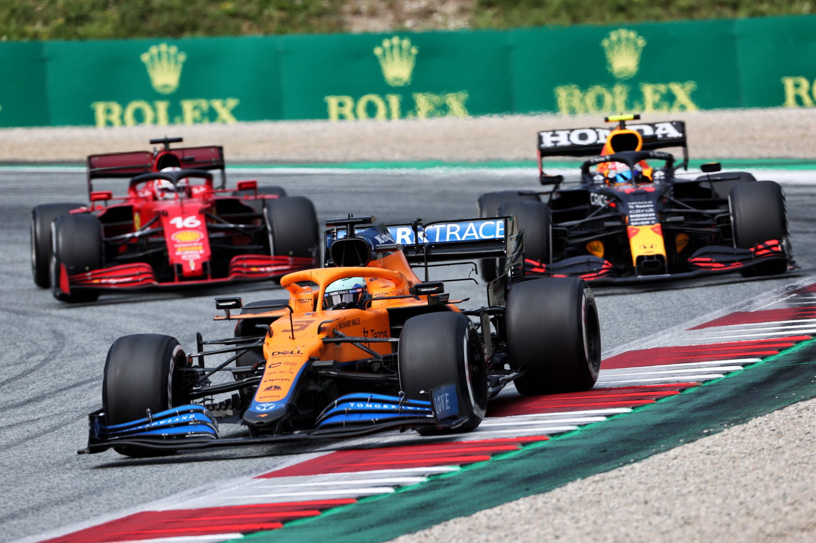 Daniel Ricciardo (AUS) McLaren MCL35M.