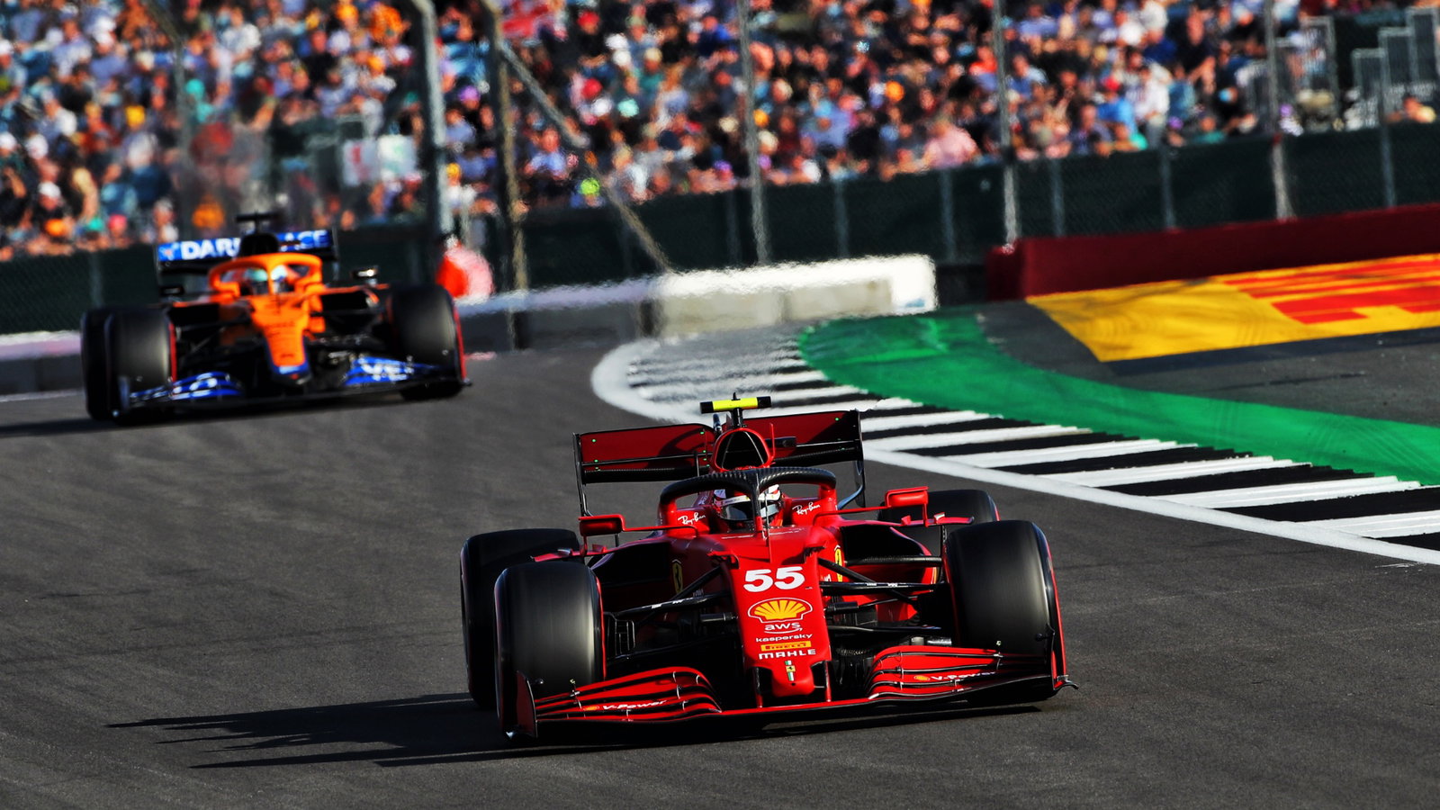 Carlos Sainz Jr (ESP) Ferrari SF-21.