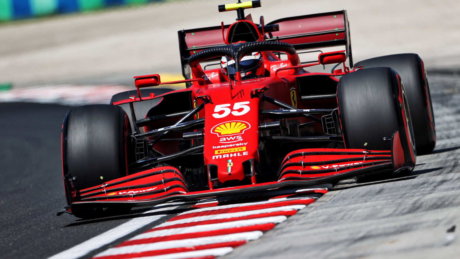 Carlos Sainz Jr (ESP) Ferrari SF-21.