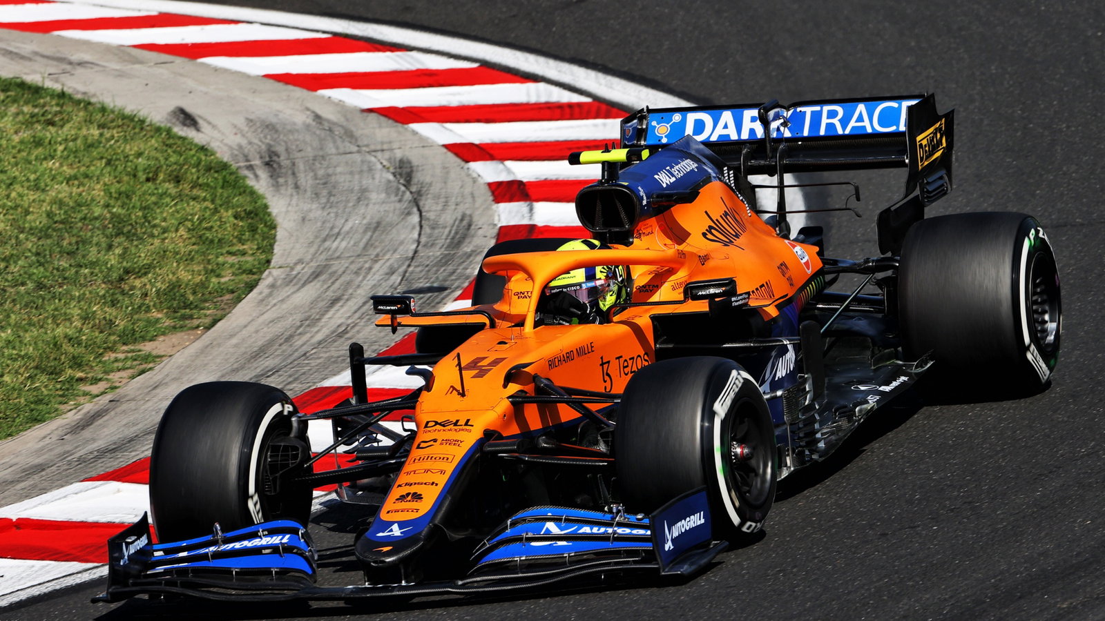 Lando Norris (GBR) McLaren MCL35M.