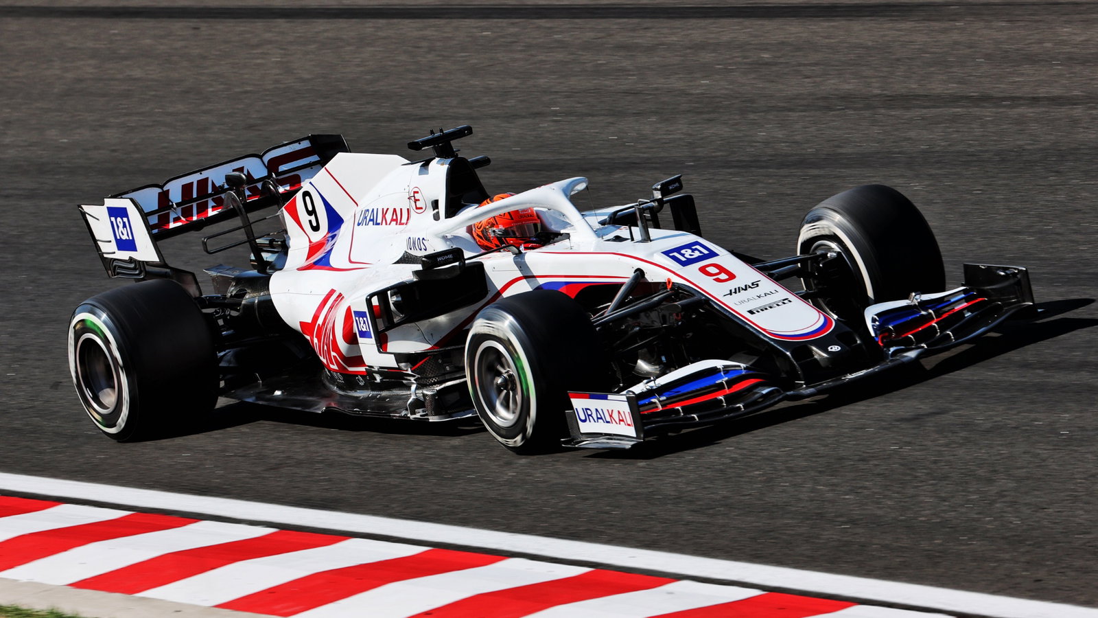 Nikita Mazepin (RUS) Haas F1 Team VF-21.