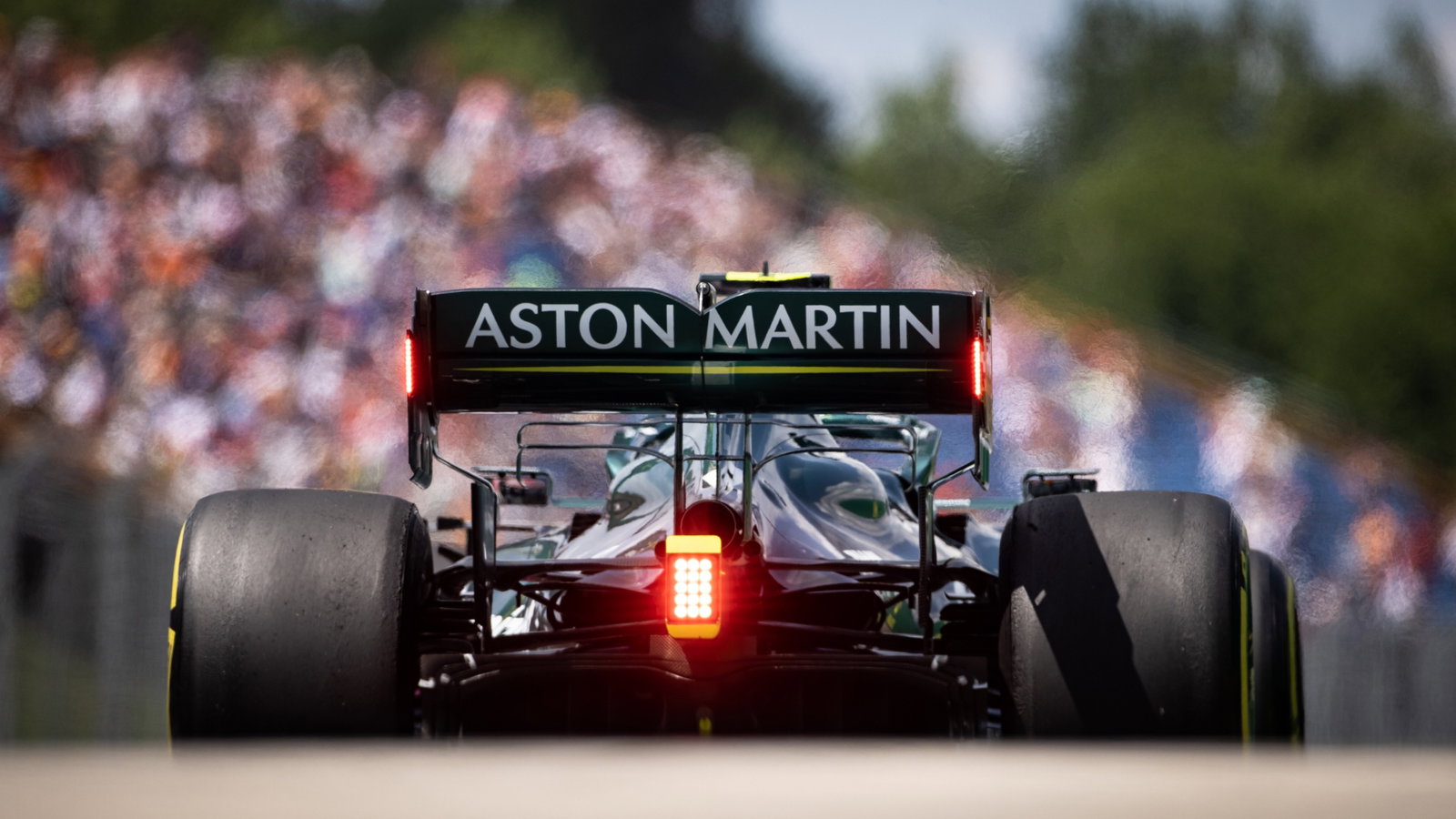 Sebastian Vettel (GER) Aston Martin F1 Team AMR21.