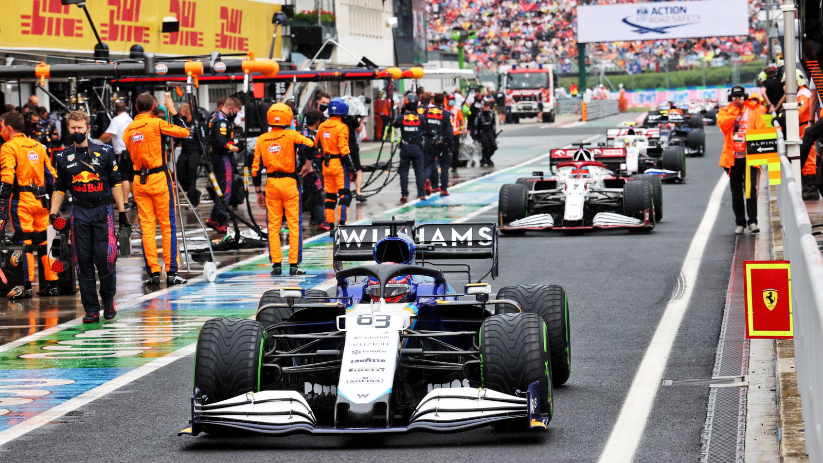 George Russell (GBR) Williams Racing FW43B in the pits as the race is stopped.