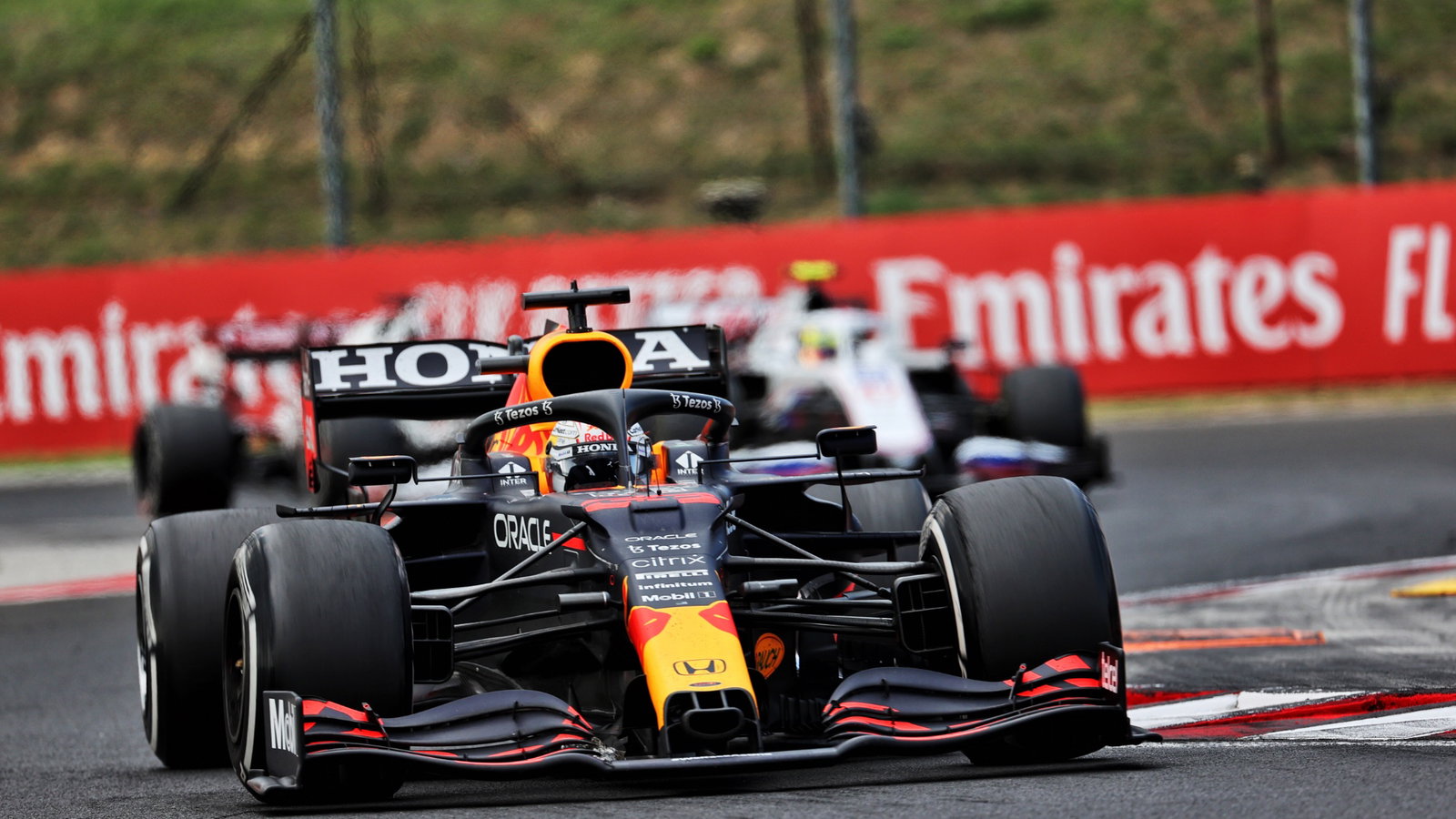 Max Verstappen (NLD) Red Bull Racing RB16B.