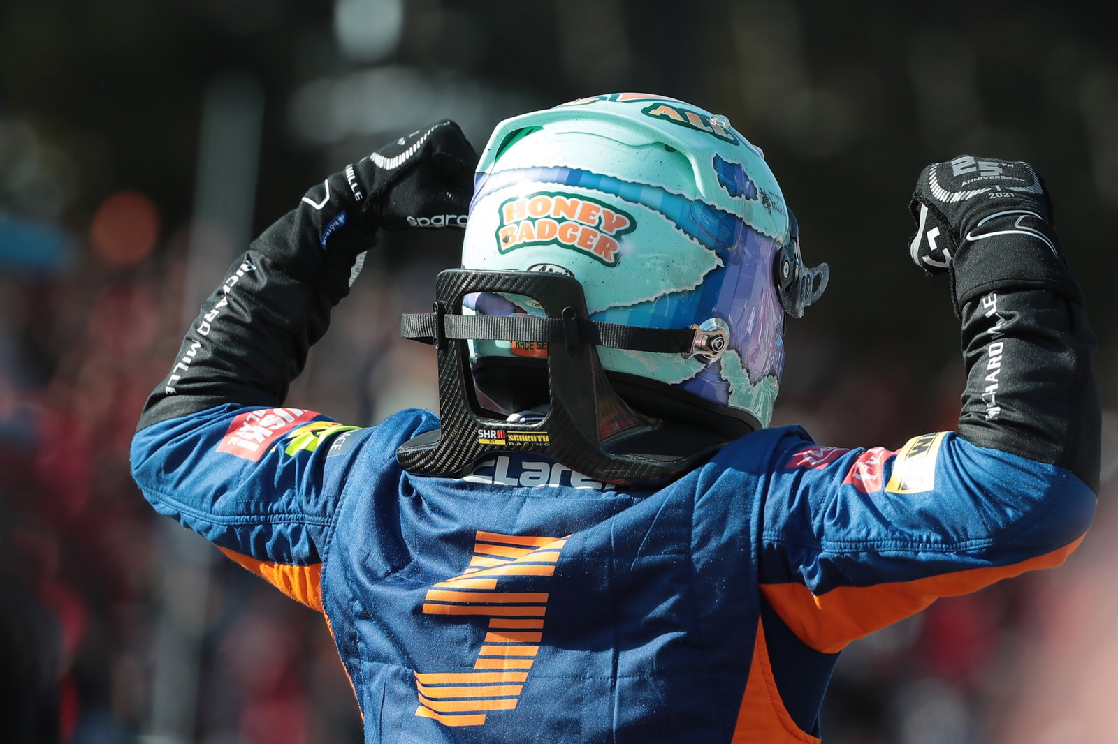 Daniel Ricciardo (AUS) McLaren MCL35M.