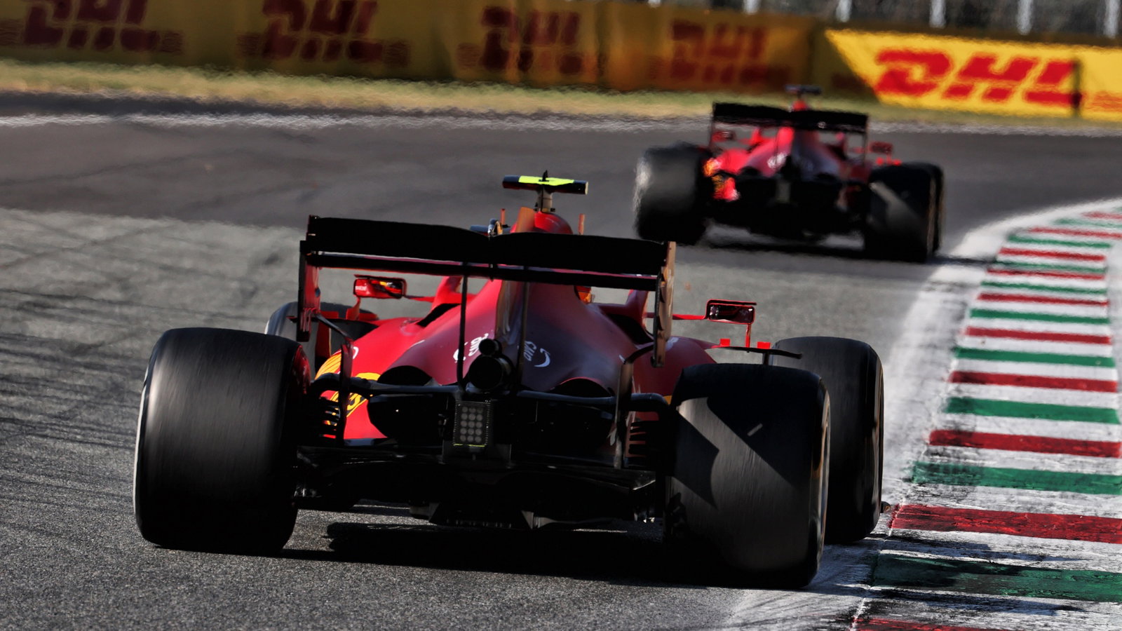 Carlos Sainz Jr (ESP) Ferrari SF-21.