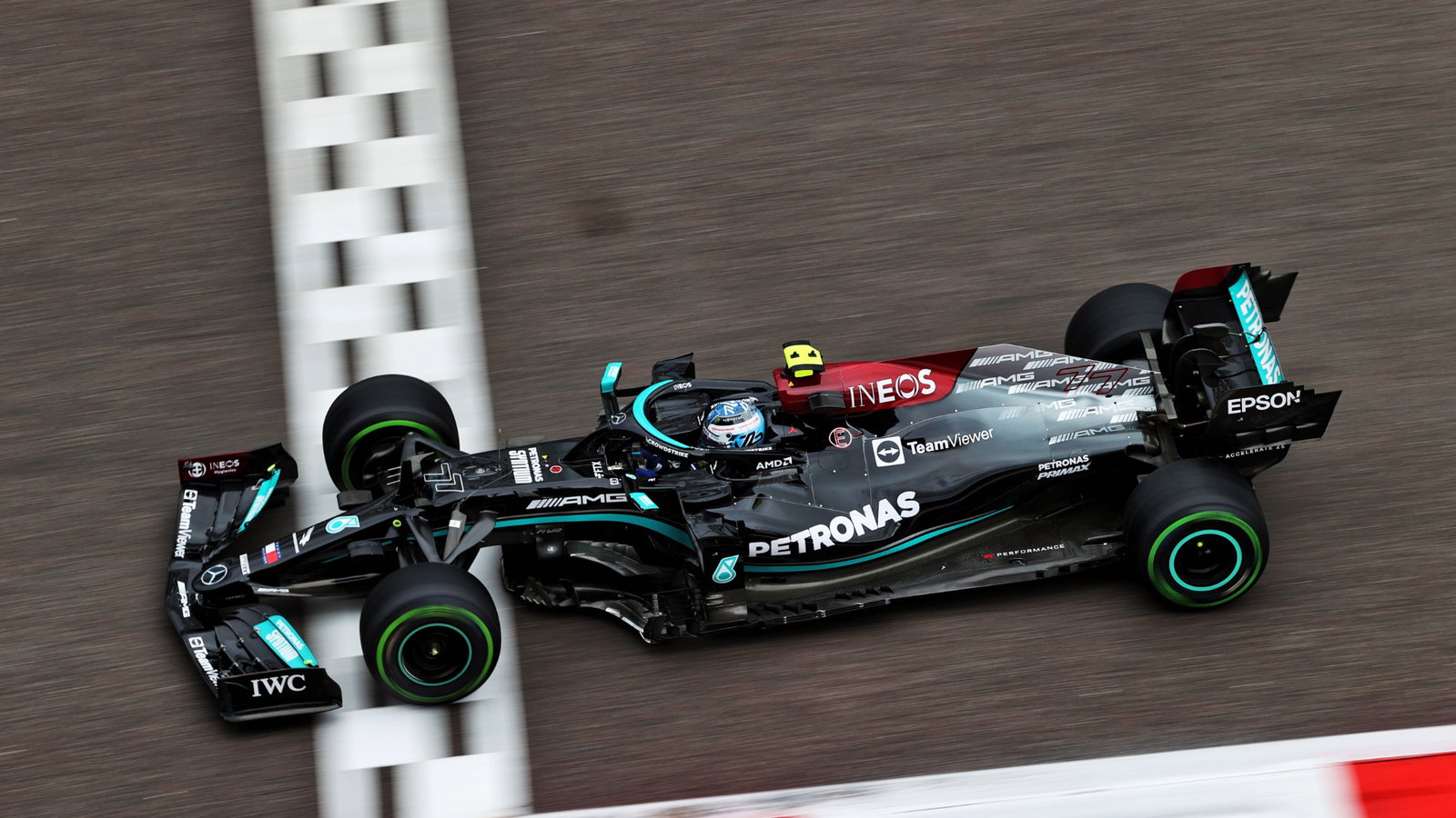 Valtteri Bottas (FIN) Mercedes AMG F1 W12.