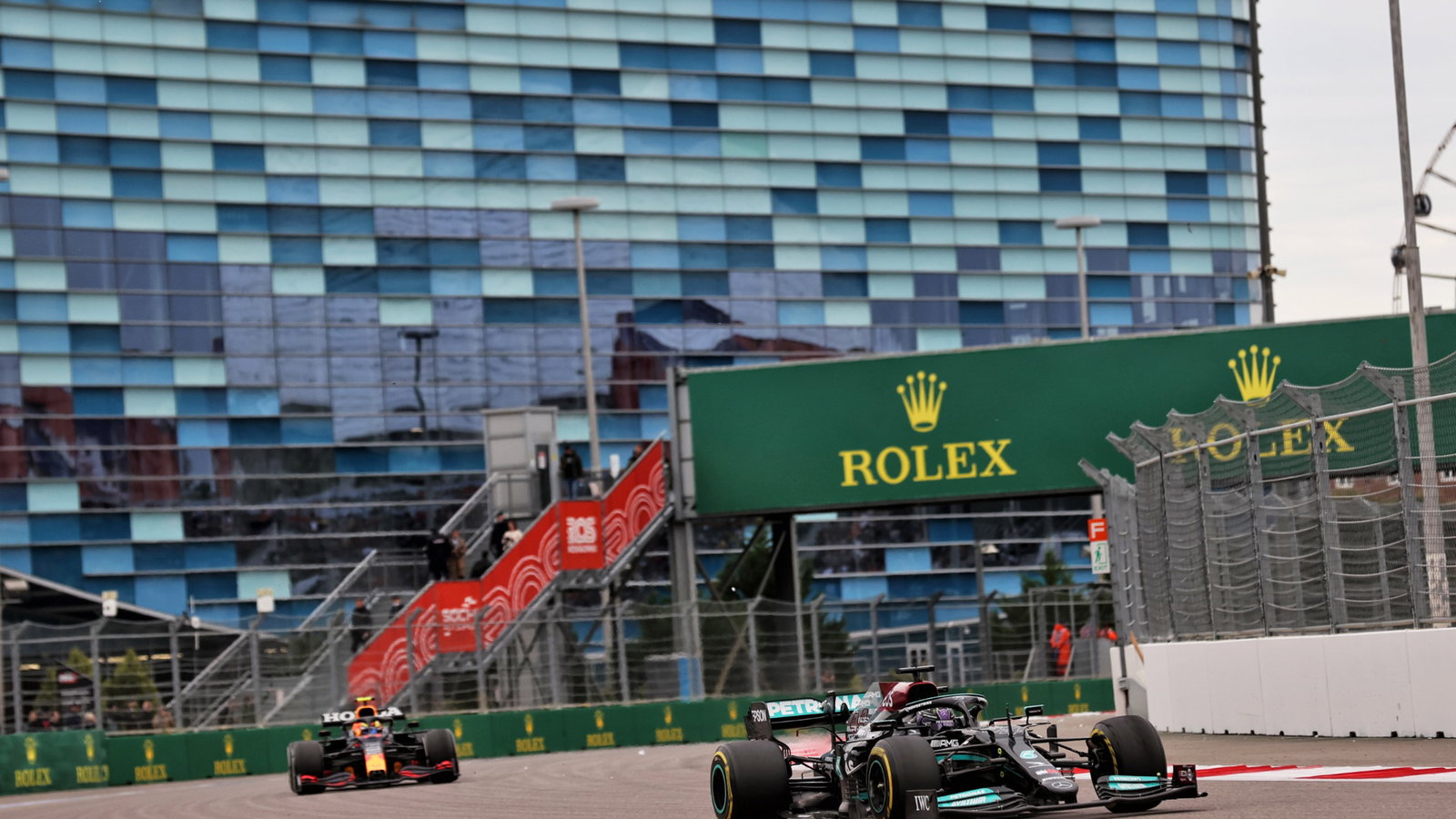 Lewis Hamilton (GBR) Mercedes AMG F1 W12.