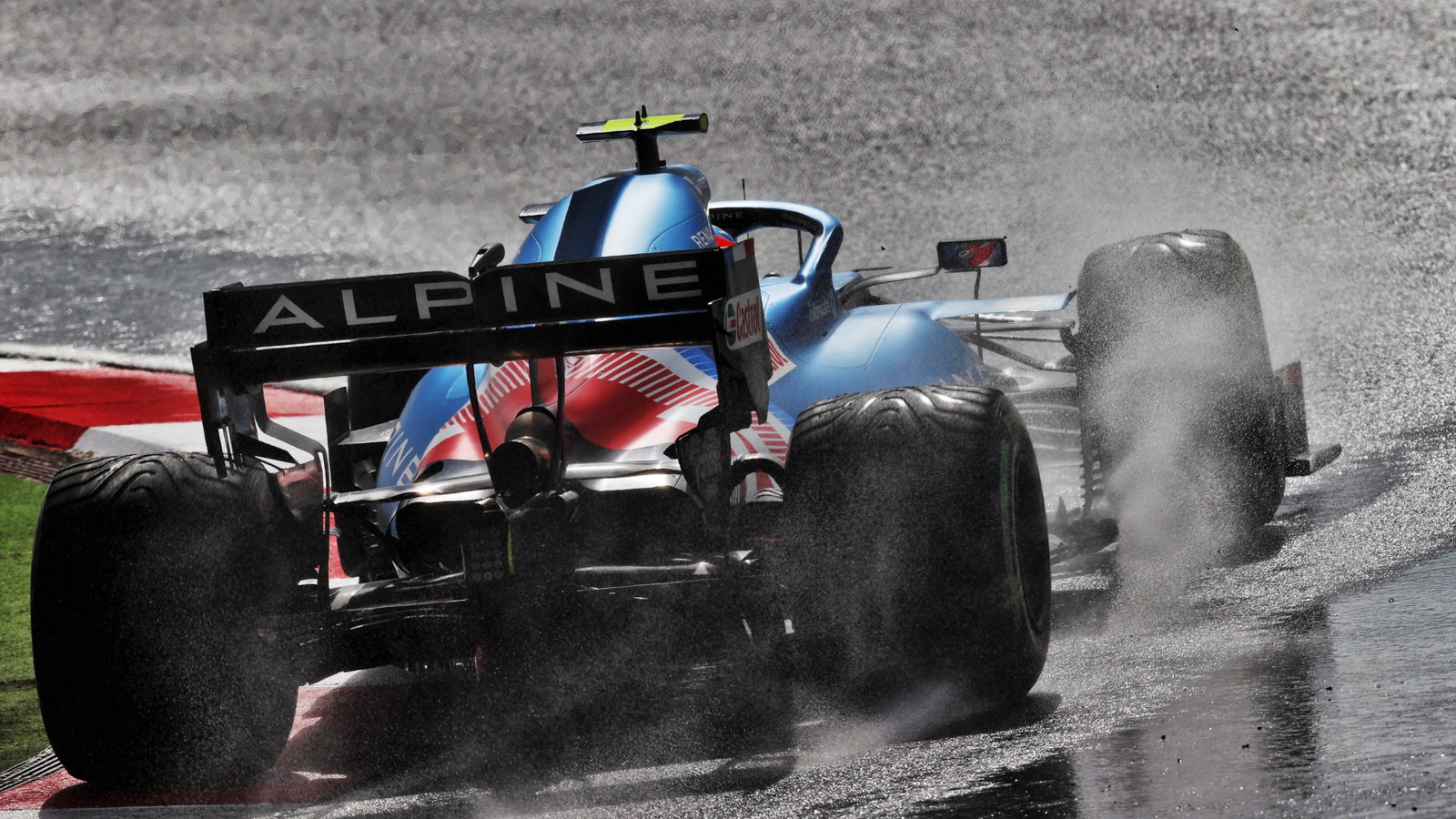 Esteban Ocon (FRA) Alpine F1 Team A521.