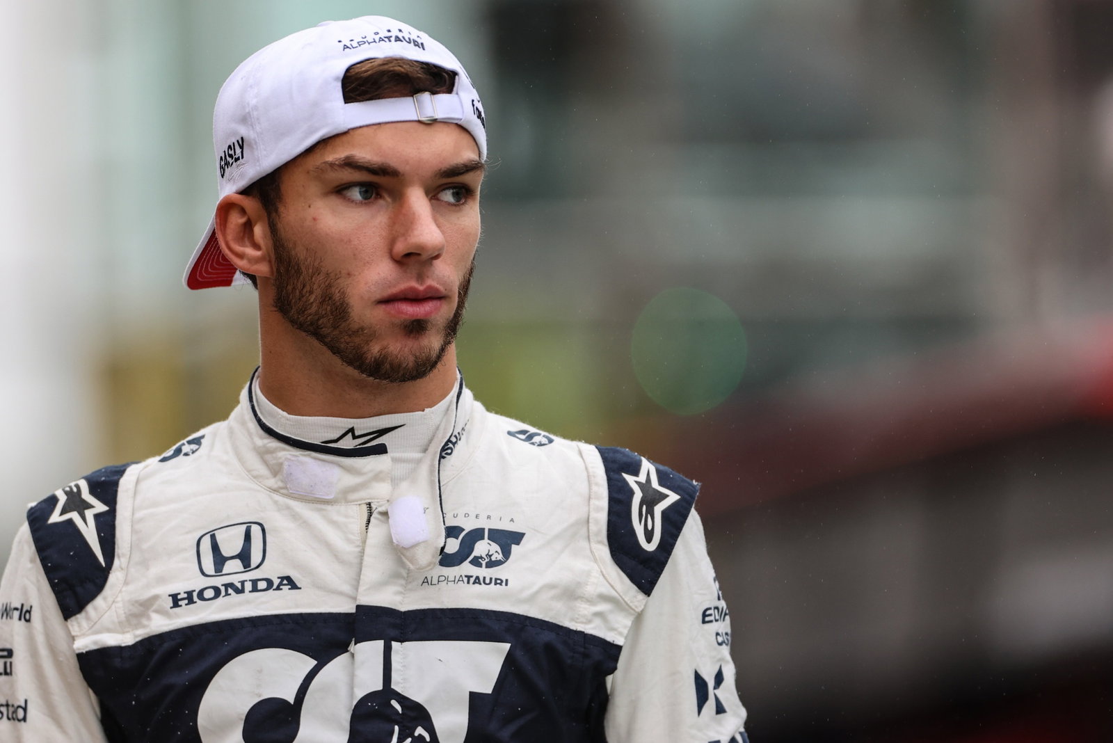 Pierre Gasly (FRA) AlphaTauri.