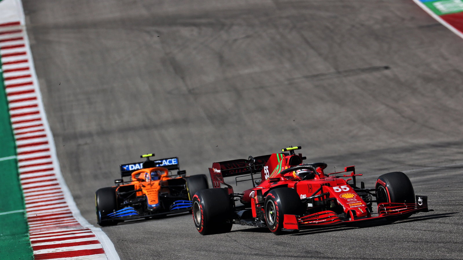 Carlos Sainz Jr (ESP) Ferrari SF-21.