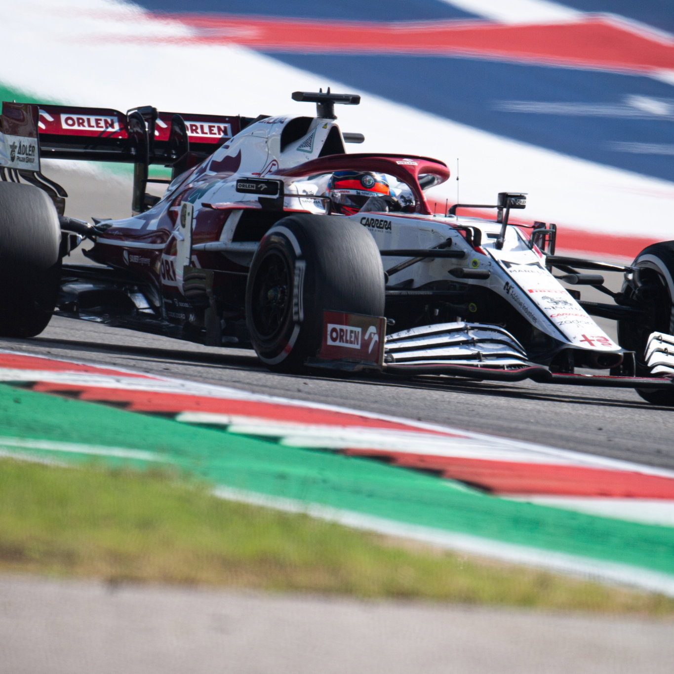Kimi Raikkonen (FIN) Alfa Romeo Racing C41.