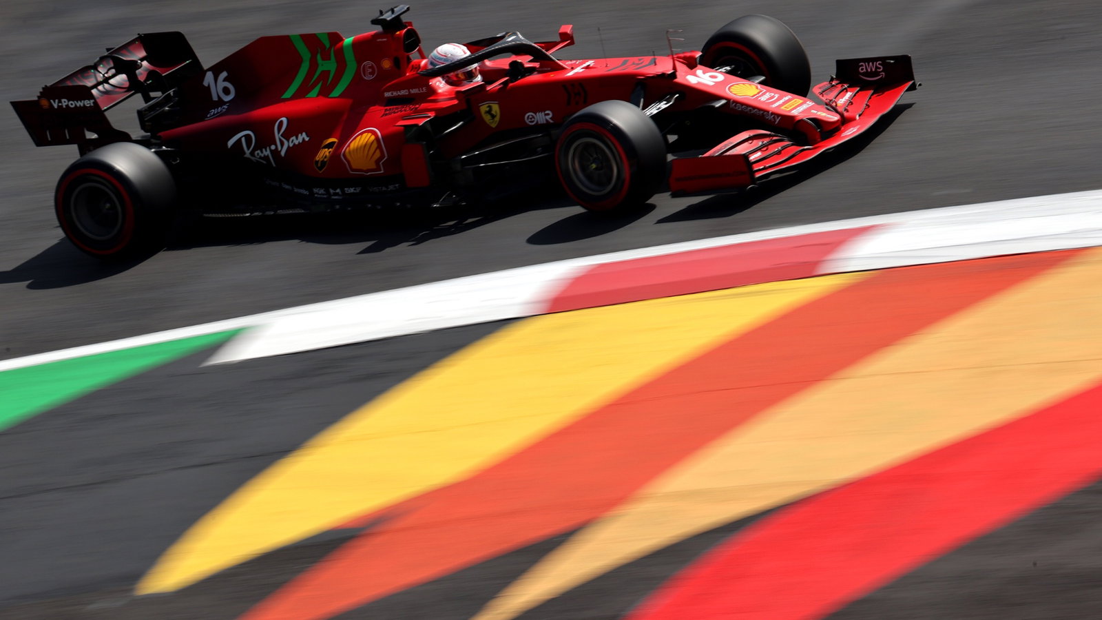 Charles Leclerc (MON) Ferrari SF-21.