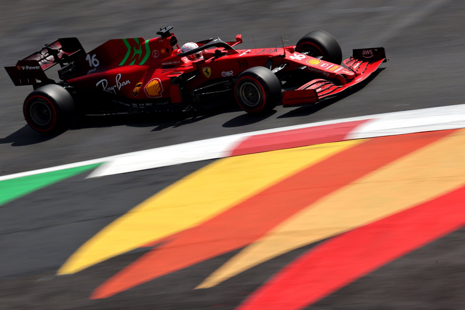 Charles Leclerc (MON) Ferrari SF-21.