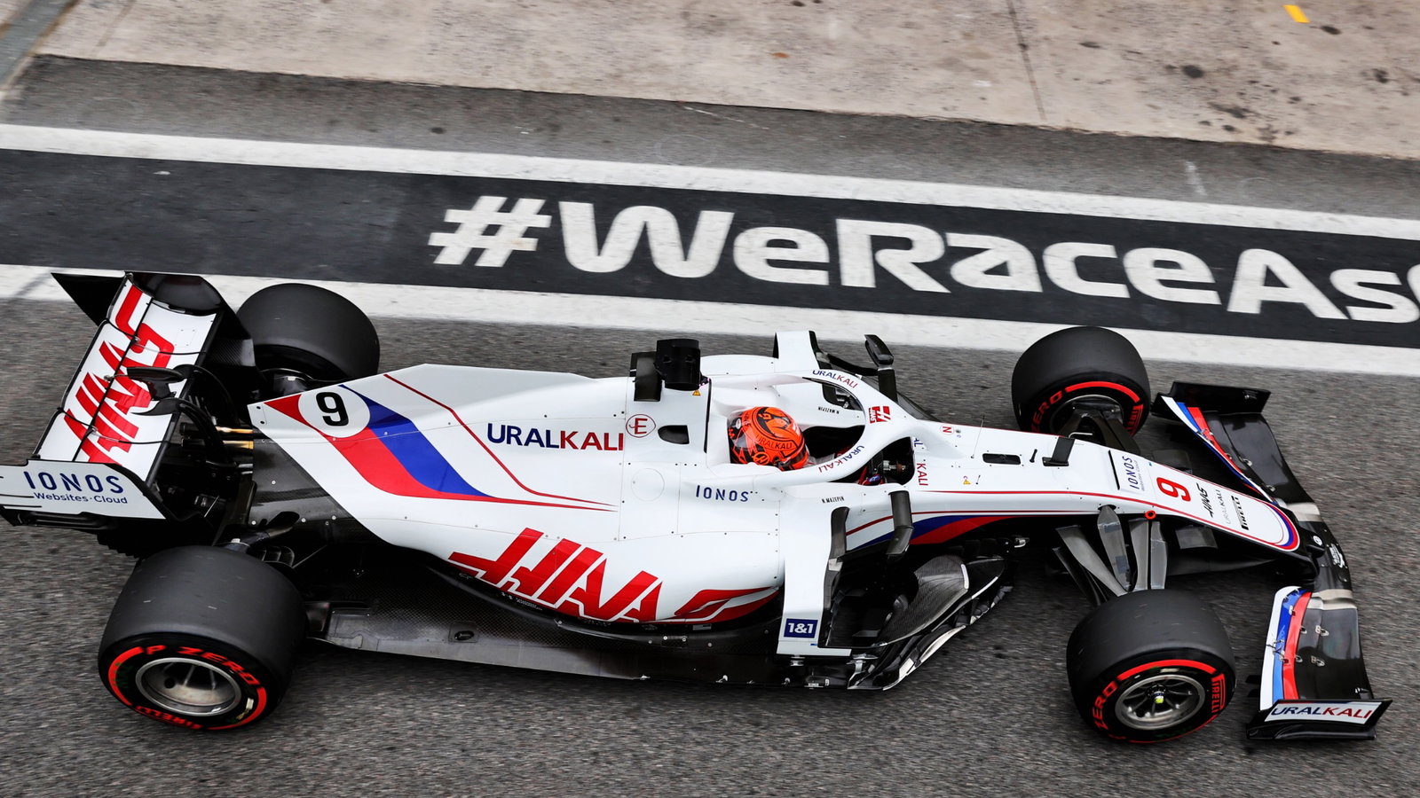 Nikita Mazepin (RUS) Haas F1 Team VF-21.