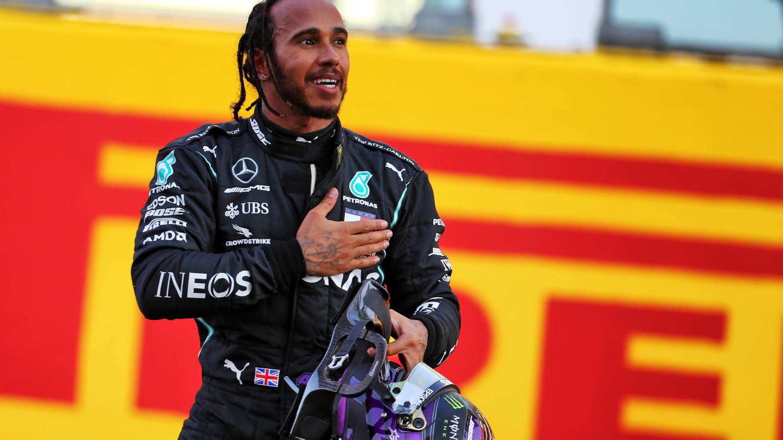 Race winner Lewis Hamilton (GBR) Mercedes AMG F1 celebrates in parc ferme.