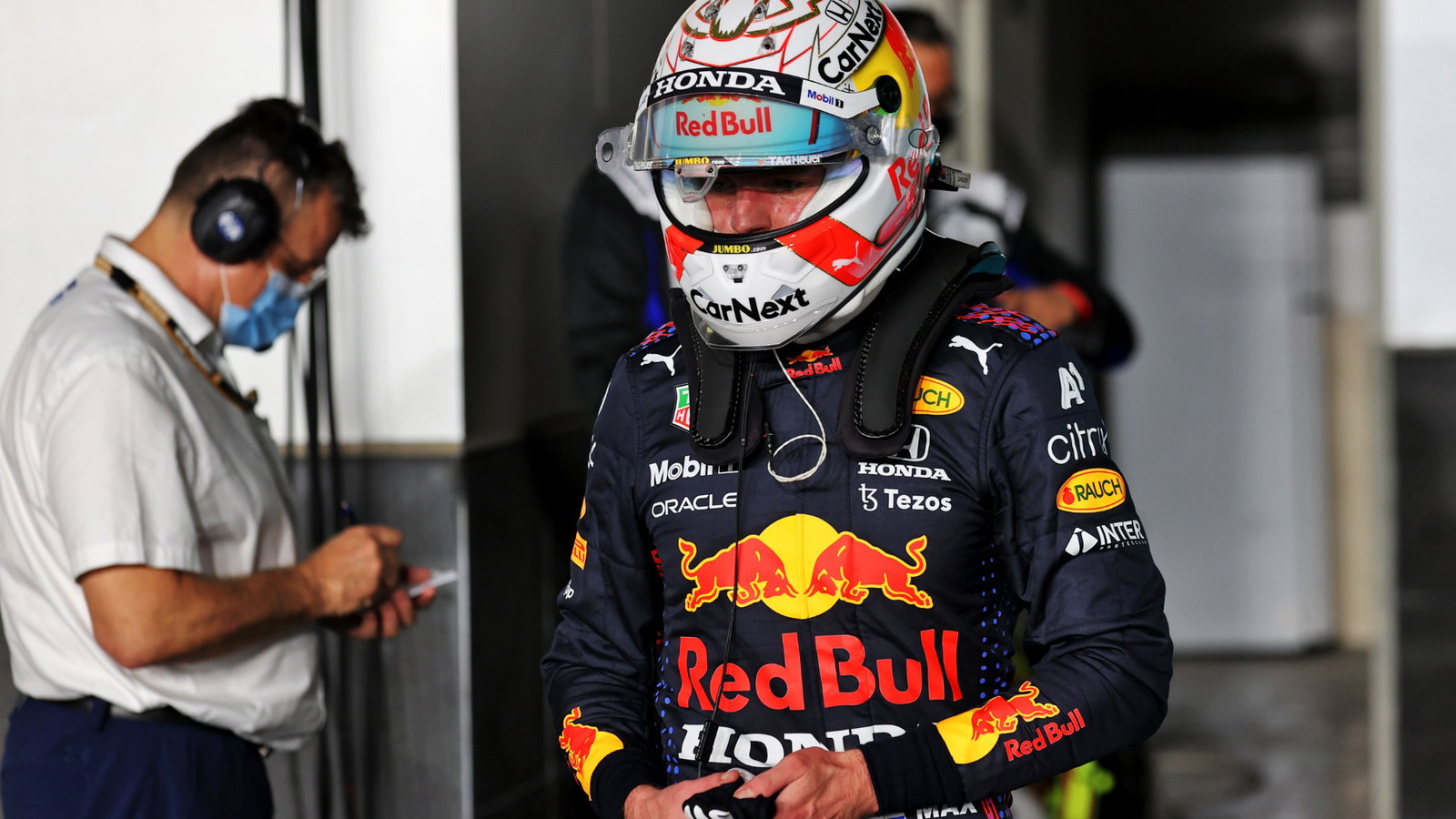 Max Verstappen (NLD) Red Bull Racing in qualifying parc ferme.