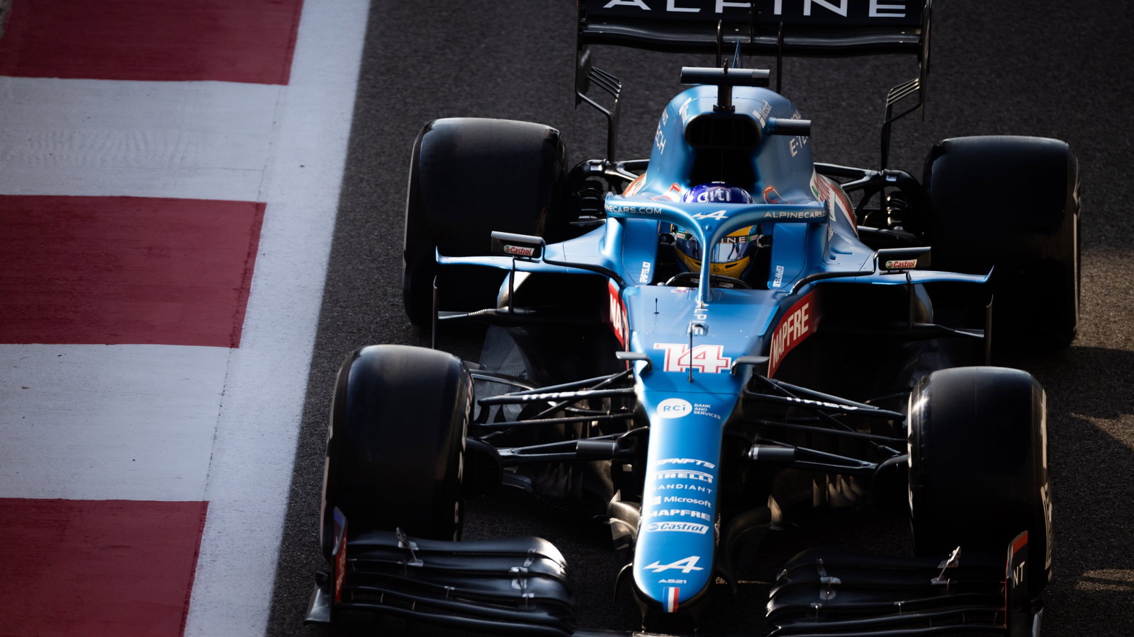Fernando Alonso (ESP) Alpine F1 Team A521.