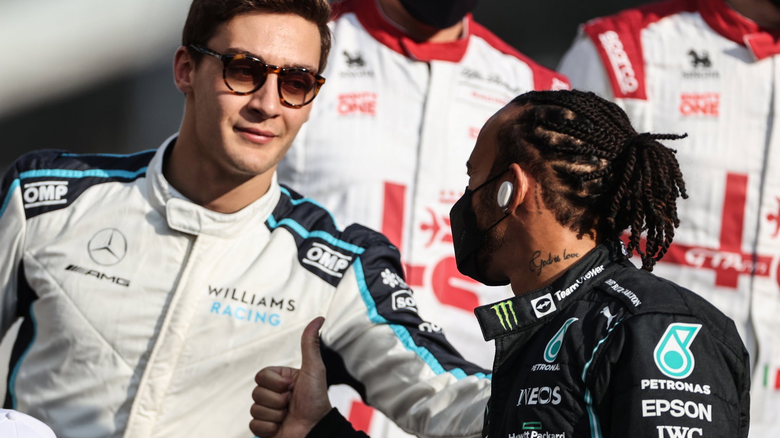 Lewis Hamilton (GBR), Mercedes AMG F1 and George Russell (GBR), Williams Racing 
