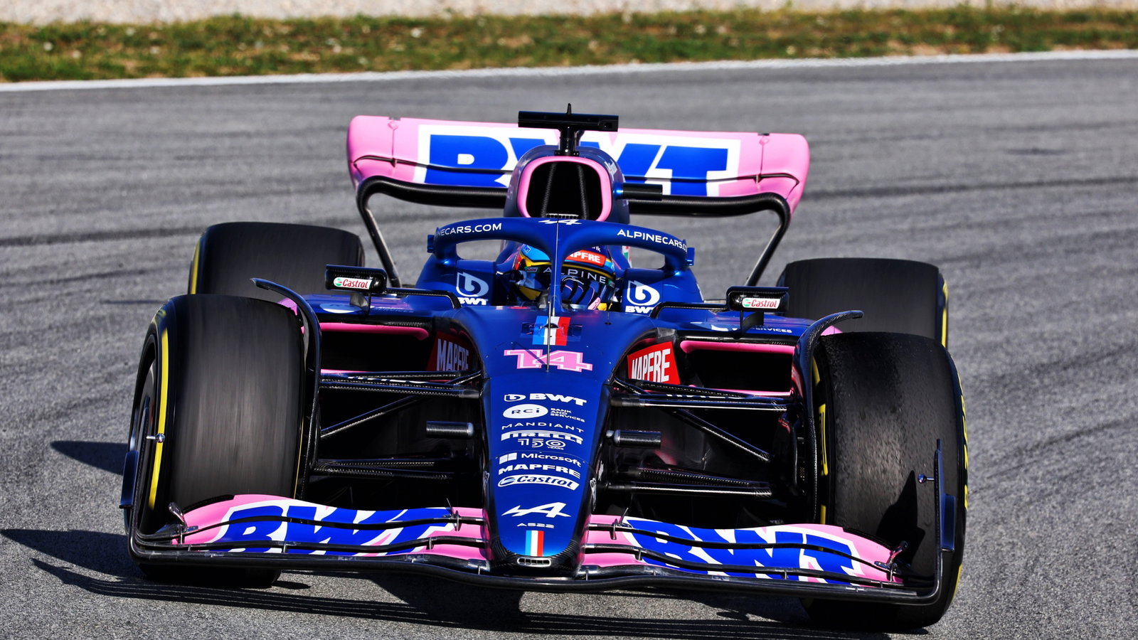 Fernando Alonso (ESP) Alpine F1 Team A522.