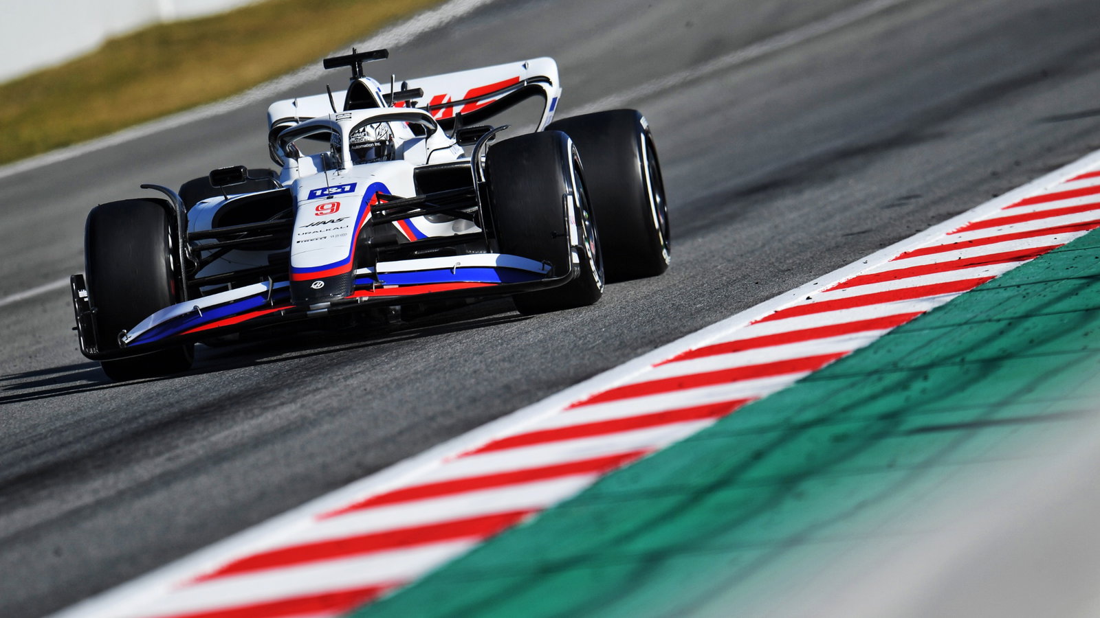 Nikita Mazepin (RUS) Haas F1 Team VF-22.