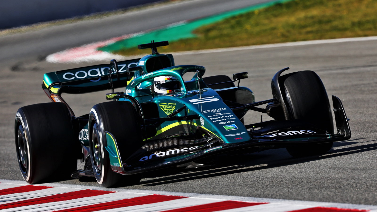 Sebastian Vettel (GER) Aston Martin F1 Team AMR22.