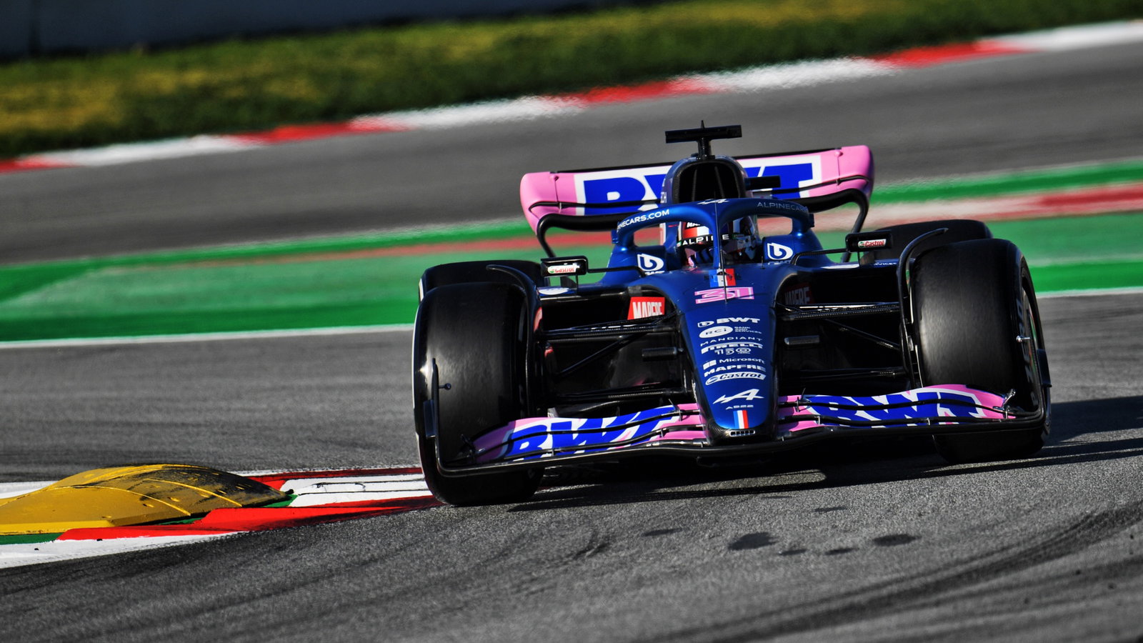 Esteban Ocon (FRA) Alpine F1 Team A522.