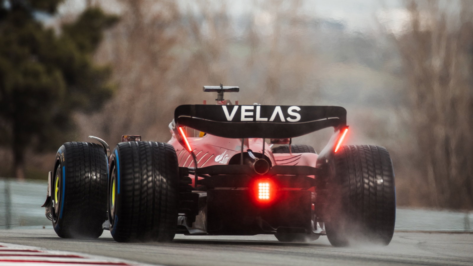 Carlos Sainz Jr (ESP) Ferrari F1-75.
