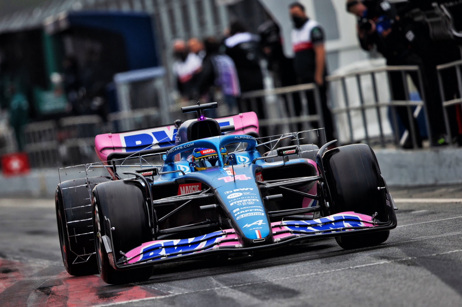 Fernando Alonso (ESP) Alpine F1 Team A522.