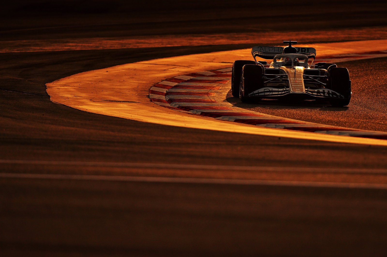 Pierre Gasly (FRA) AlphaTauri AT03.