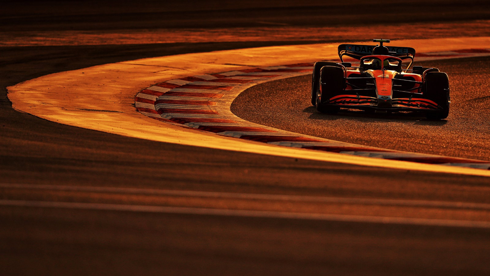 Lando Norris (GBR) McLaren MCL36.