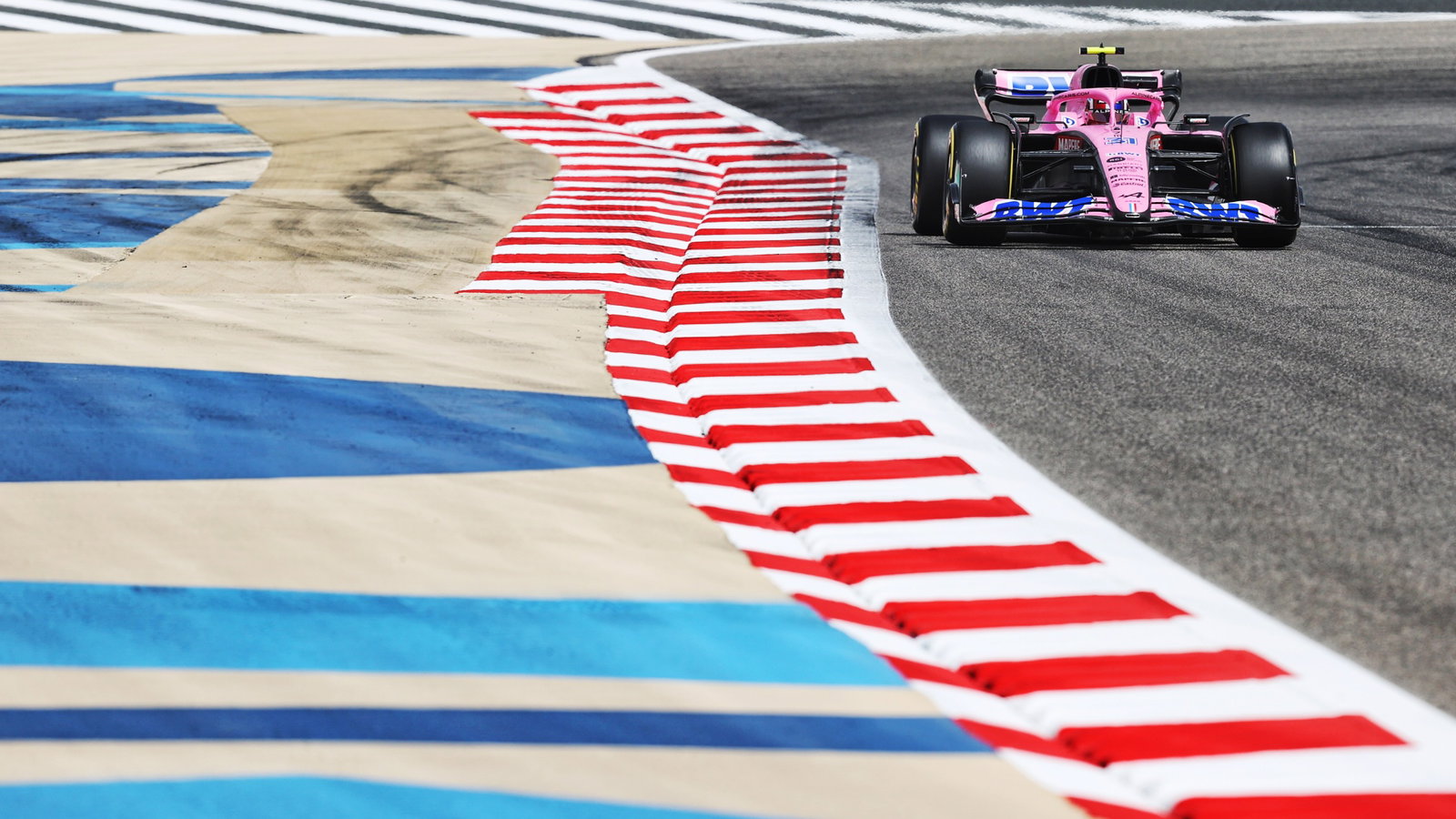 Esteban Ocon (FRA) Alpine F1 Team A522.